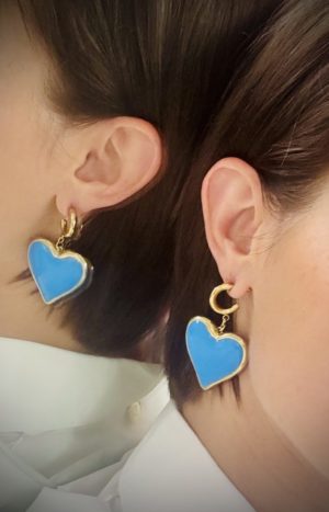 Boucles d'oreilles cœur émaillé bleues